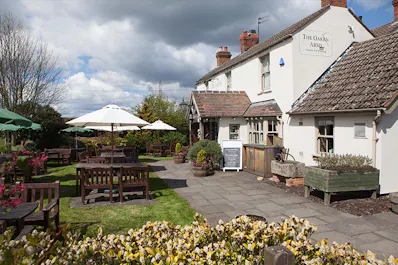 The Oaken Arms