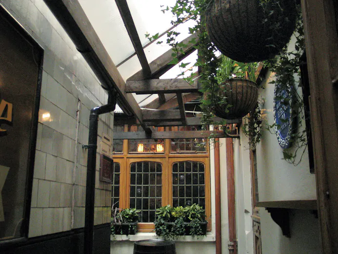 Ye Olde Mitre