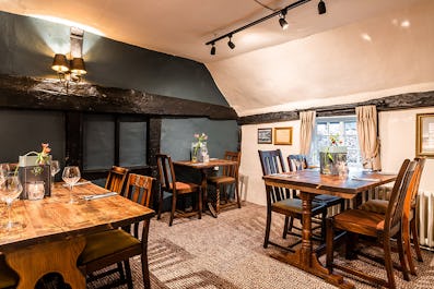 Ye Olde Six Bells