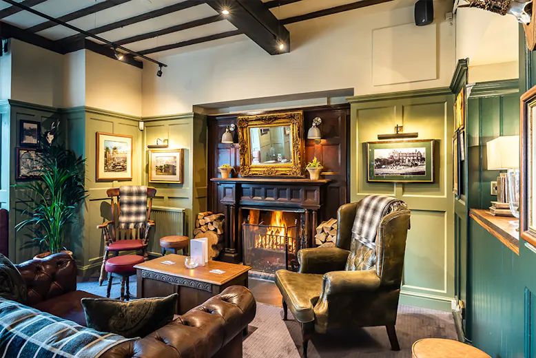The Crown - Broxbourne