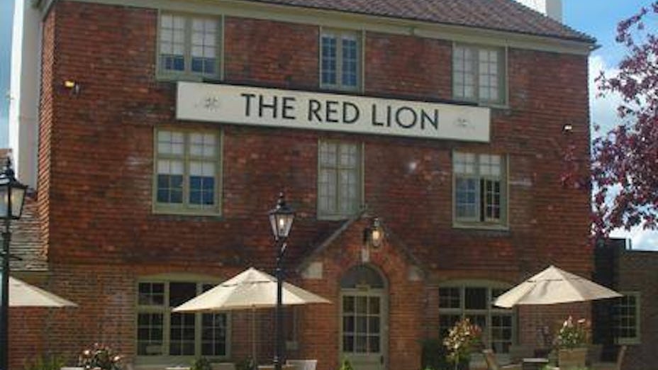 The Red Lion - Pulborough