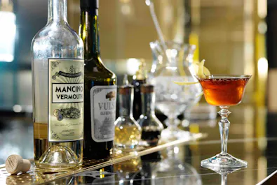 The Bar at the Athenaeum Hotel