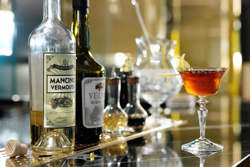 The Bar at the Athenaeum Hotel