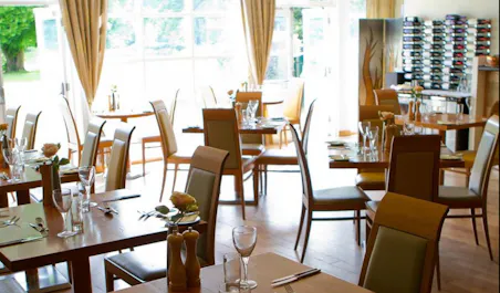 Eden, Pinewood Hotel