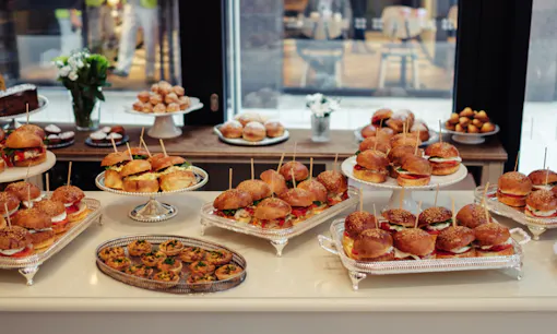 Chez Antoinette Victoria