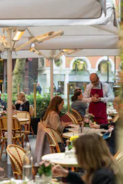Chez Antoinette Victoria