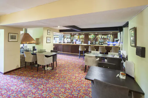 Highwayman's Bar and Lounge @The Holt Hotel