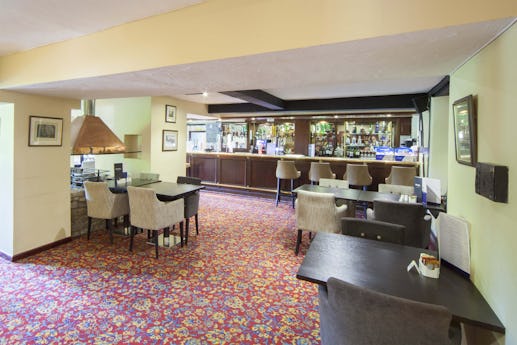Highwayman's Bar and Lounge @The Holt Hotel