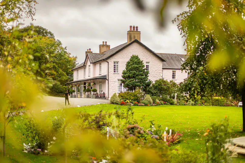 The Gunroom Restaurant at Plas Dinas Country House