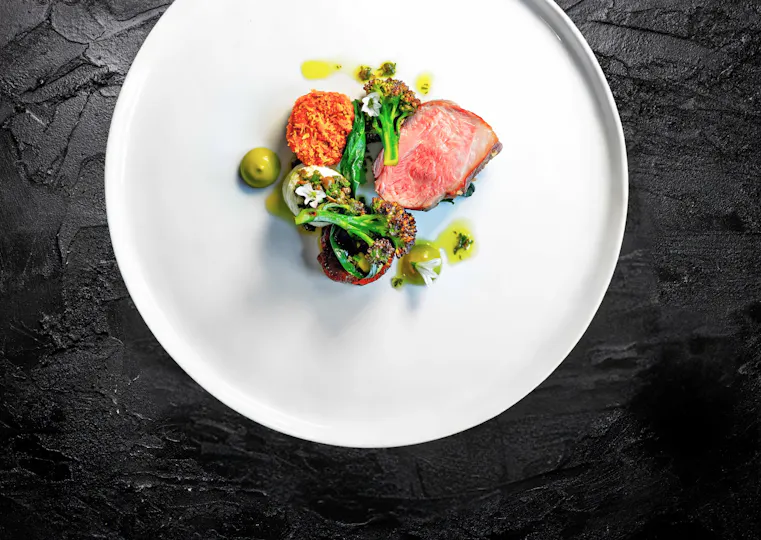 The Gunroom Restaurant at Plas Dinas Country House