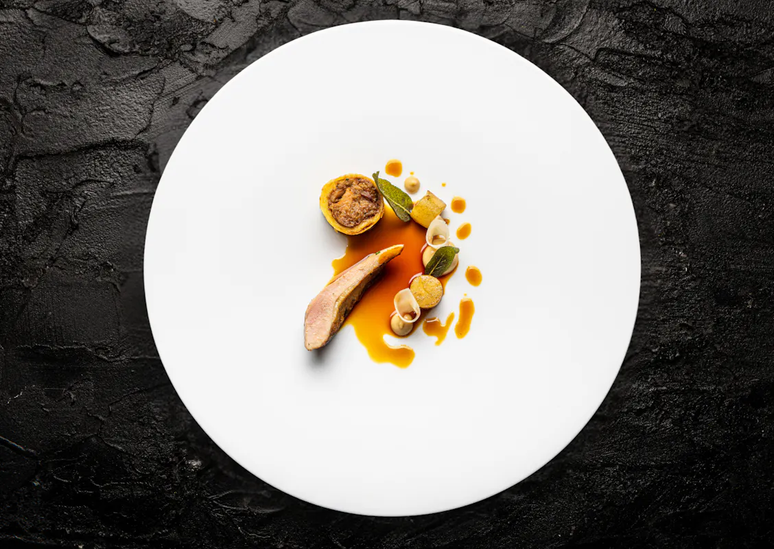 The Gunroom Restaurant at Plas Dinas Country House