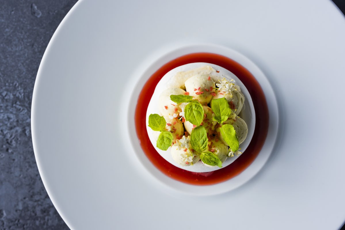 The Gunroom Restaurant at Plas Dinas Country House