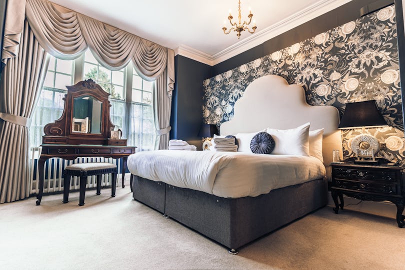 The Gunroom Restaurant at Plas Dinas Country House