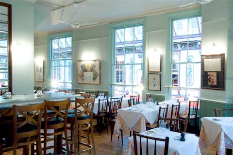 Luc's Brasserie