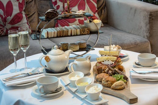 Afternoon Tea at the Holiday Inn London Kensington High St