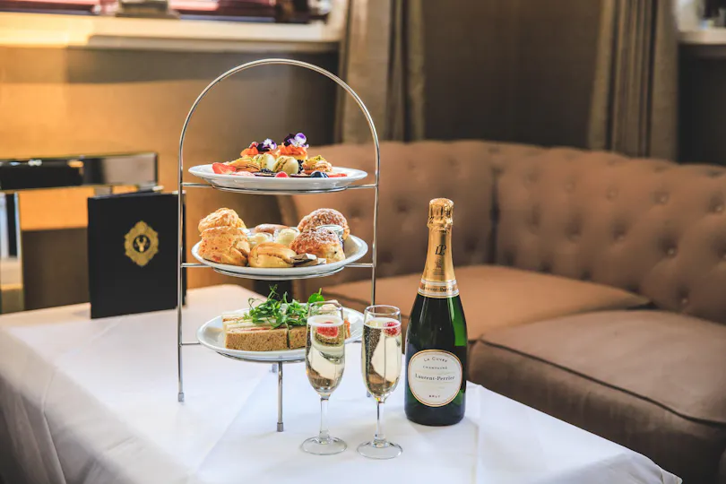 Afternoon Tea at Redwood Bar - Vermont Hotel