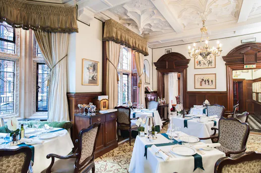 Cheneston’s Restaurant at The Milestone Hotel and Residences