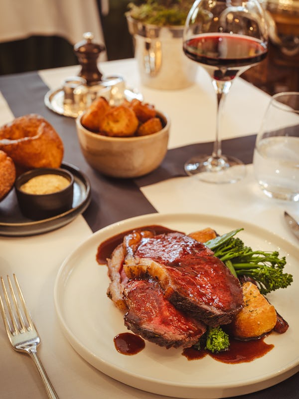 Cheneston’s Restaurant at The Milestone Hotel and Residences