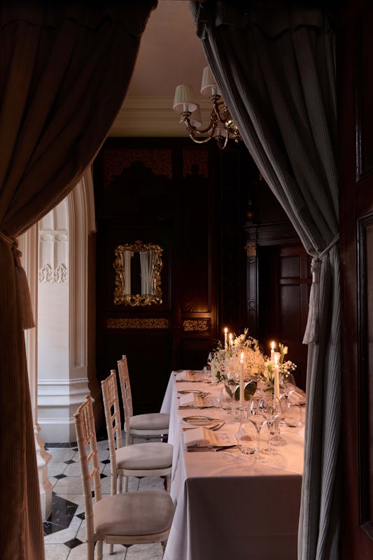 Cheneston’s Restaurant at The Milestone Hotel and Residences