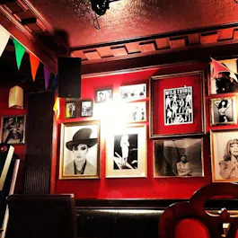 Retro Bar