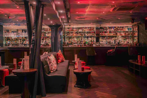 Jak's Mayfair