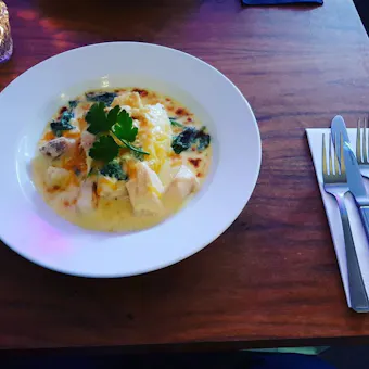 Maggie's Bar & Kitchen