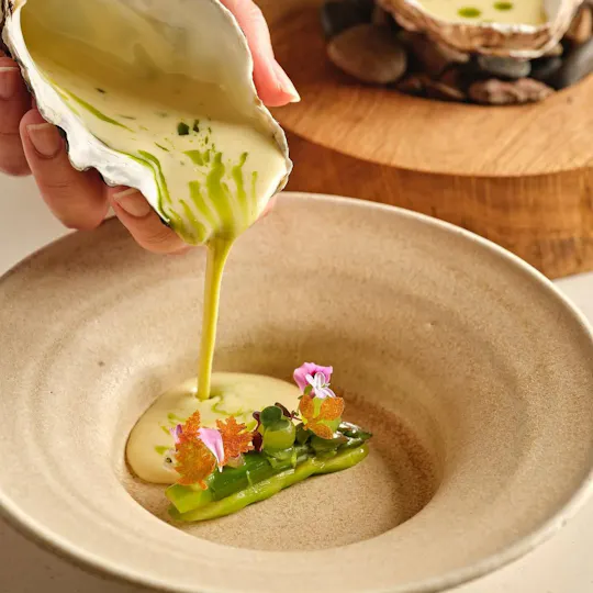 Restaurant Interlude