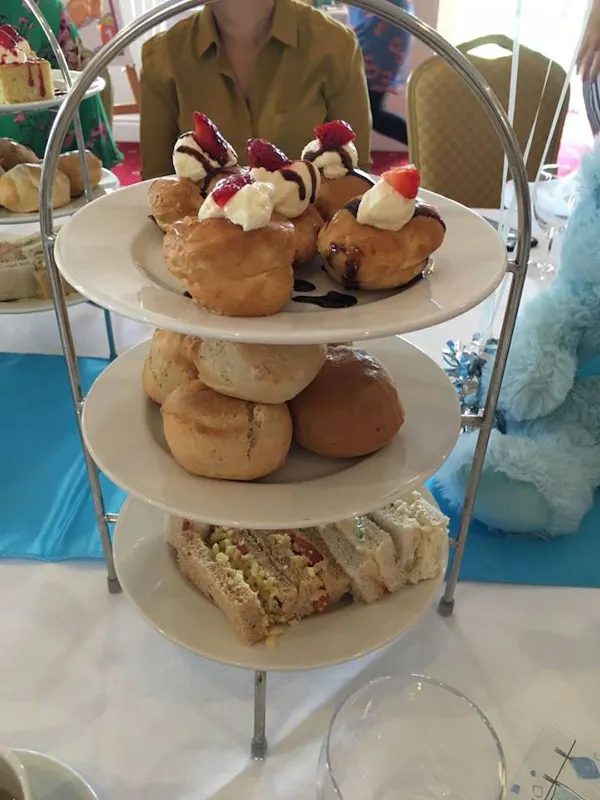 Afternoon Tea @Marsh Farm Hotel