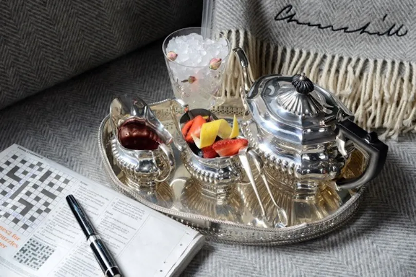 The Churchill Bar & Terrace at Hyatt Regency London – The Churchill