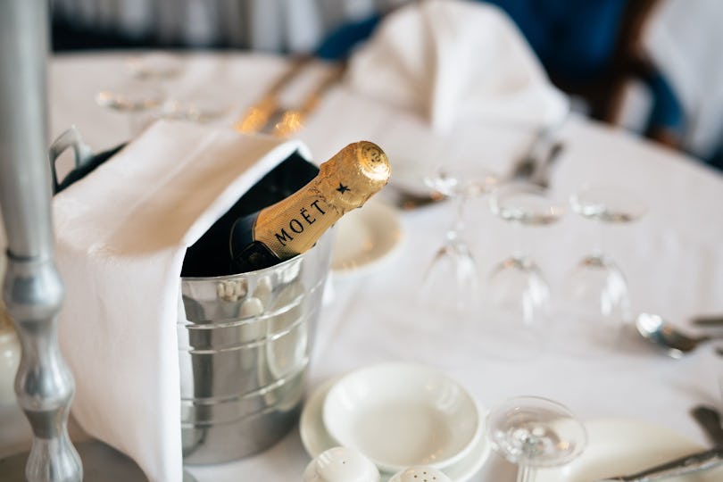 Silks Bistro and Champagne Bar at Atlantic Hotel