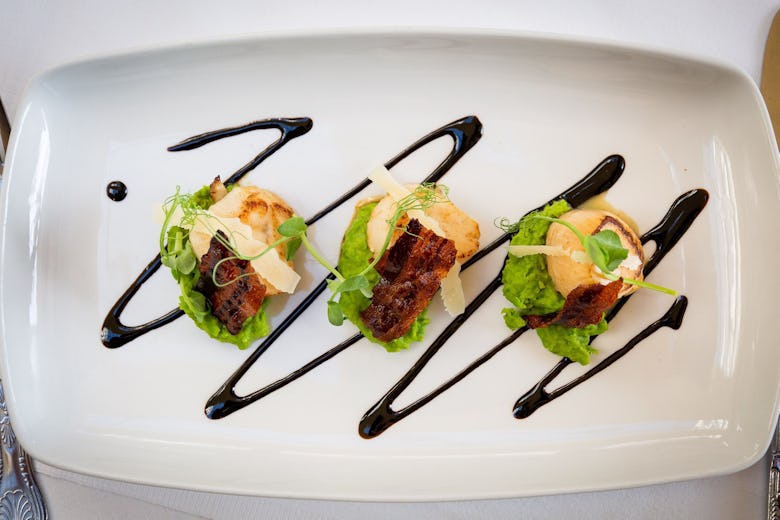 Silks Bistro and Champagne Bar at Atlantic Hotel