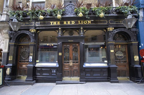 The Red Lion Duke of York Street