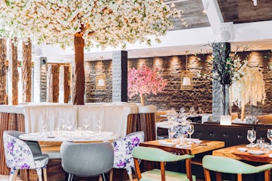 Pavilion Lounge and Restaurant