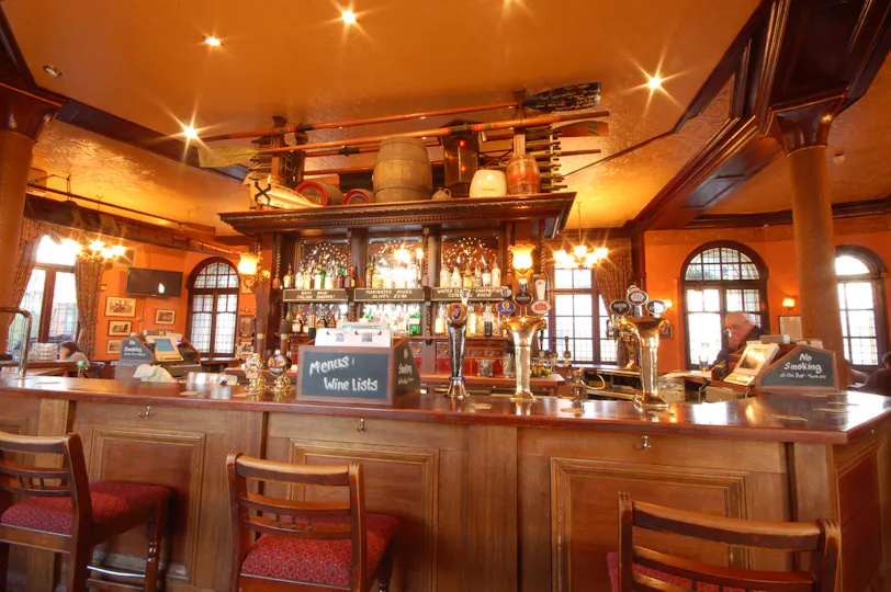 The White Hart Barnes
