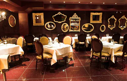 Noura Mayfair