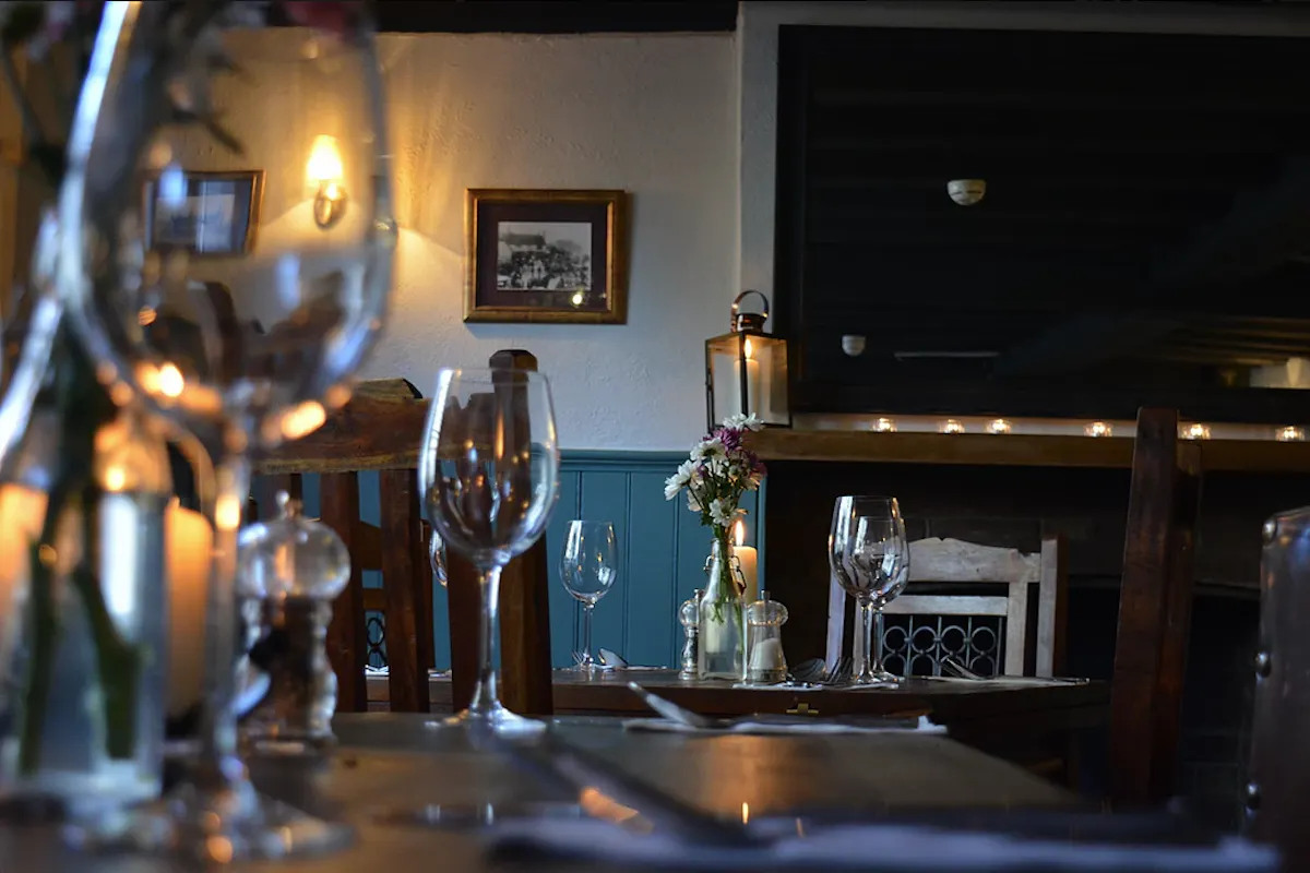 Greyhound Inn