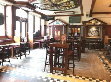 The Globe Inn