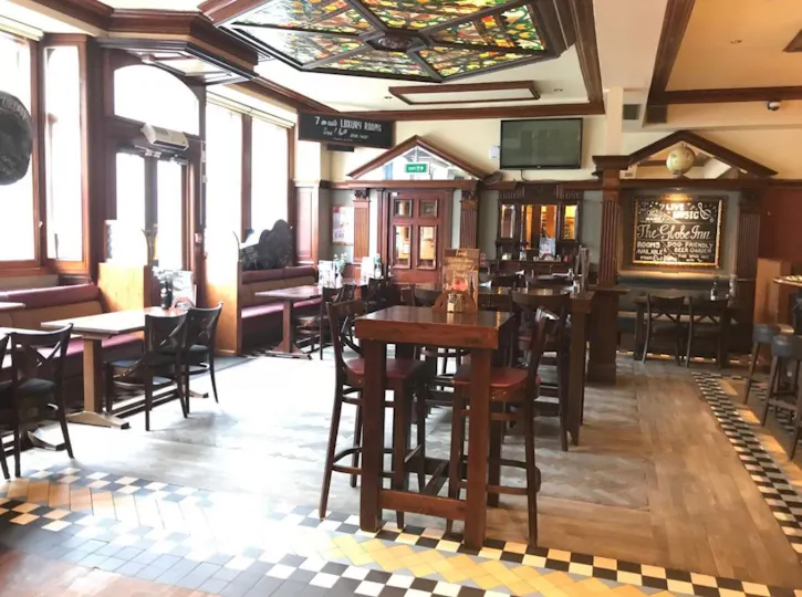 The Globe Inn