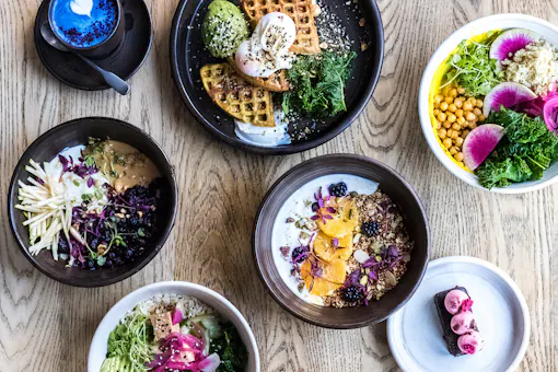 Nue Ground Clapham