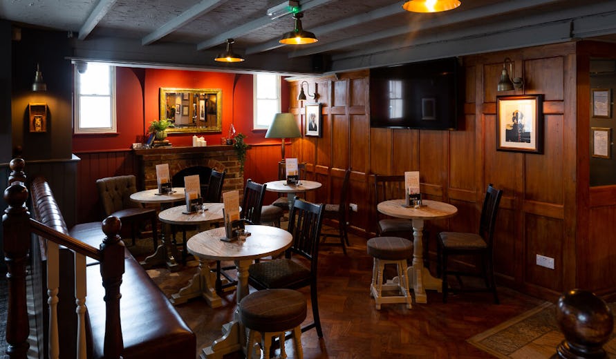 Rose & Crown
