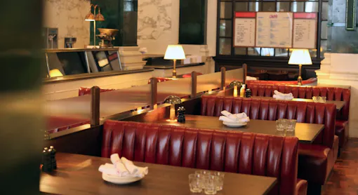 Electric Bar & Diner at The Ned