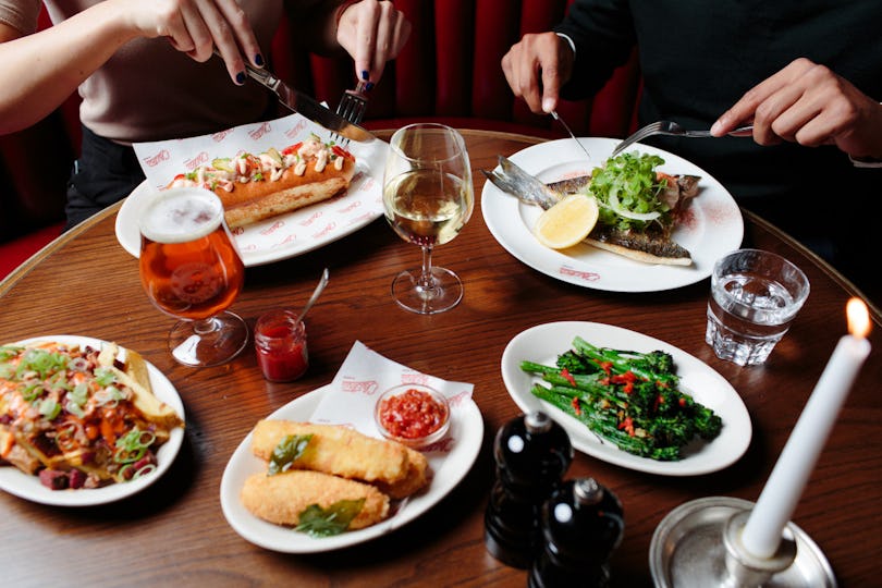 Electric Bar & Diner at The Ned