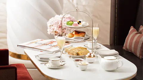 Afternoon Tea at Four Seasons Hotel London Tower Bridge. 