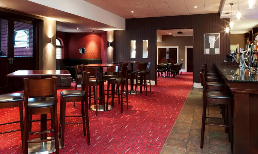 Blakes Lounge Bar at Holiday Inn Barnsley