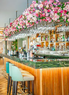 Noel's Bar and Restaurant