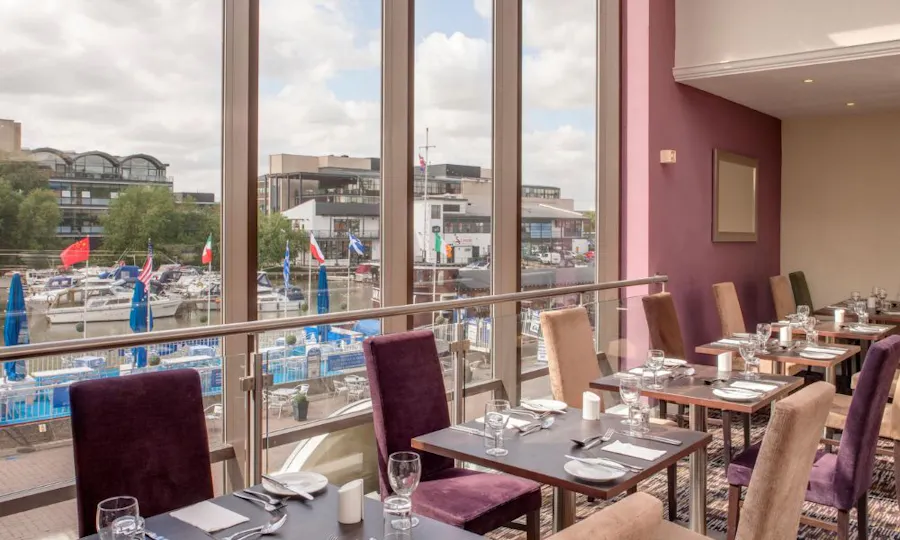 The Brayford View Restaurant @ Holiday Inn Lincoln