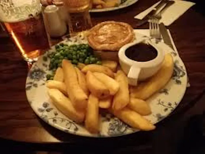 Queens Head Hotel