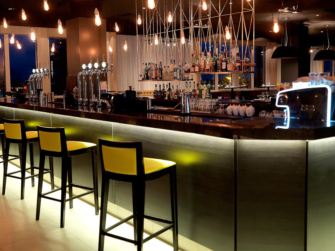 Stables Bar and Grill Restaurant @ Crowne Plaza Chester