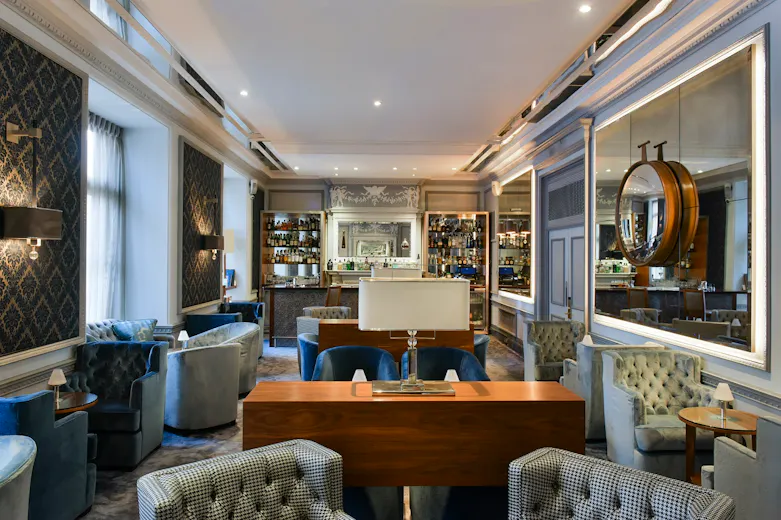 The Mirror Bar at the Landmark
