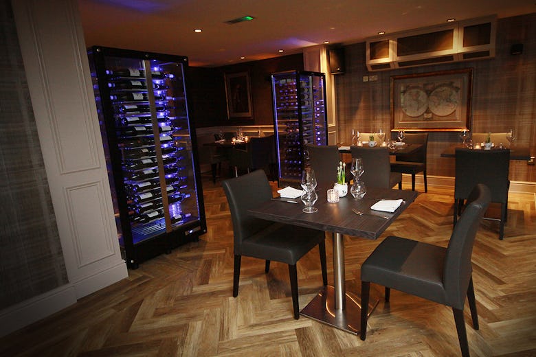 Oscar’s Restaurant and Bar